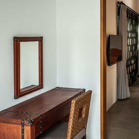 Oasis Hotel Magong Bagian luar foto