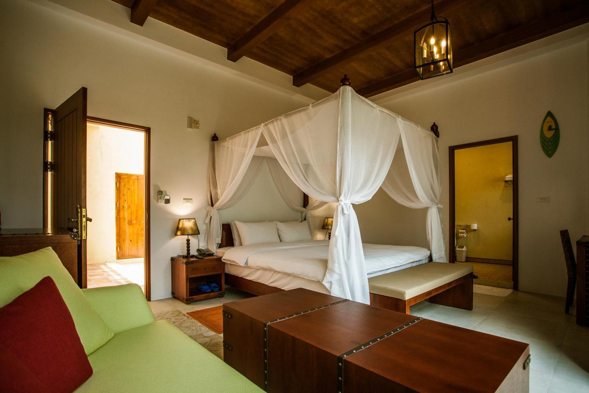 Oasis Hotel Magong Bagian luar foto
