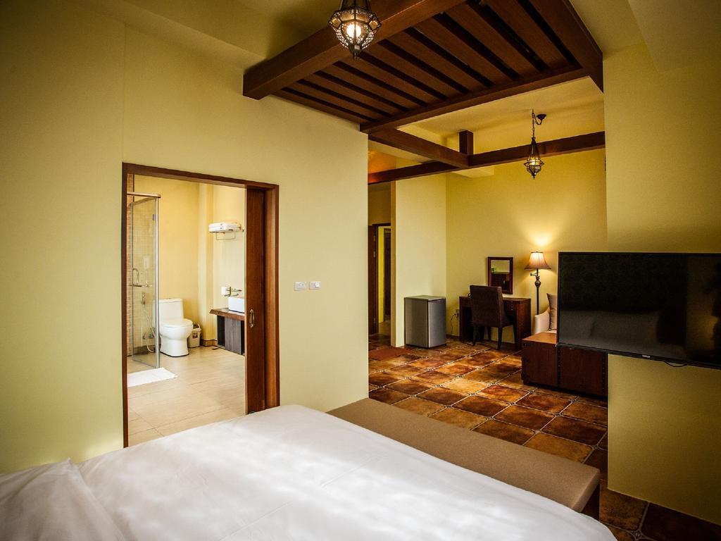 Oasis Hotel Magong Bagian luar foto