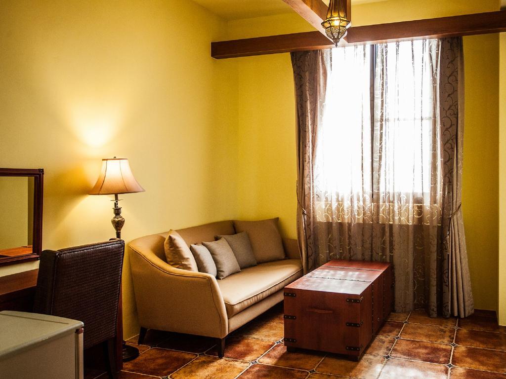 Oasis Hotel Magong Bagian luar foto