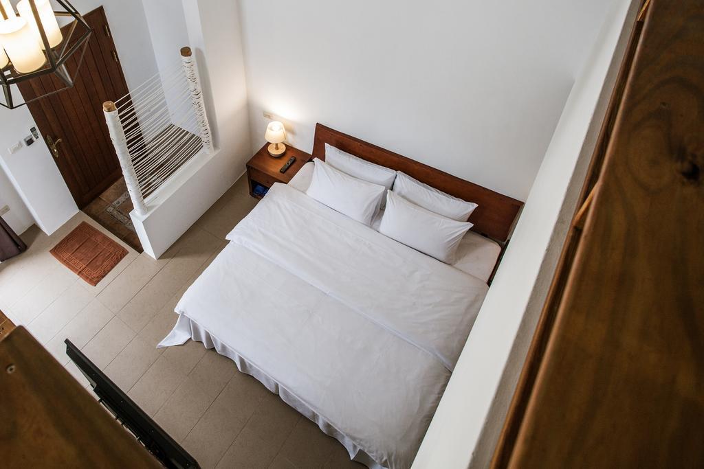 Oasis Hotel Magong Bagian luar foto